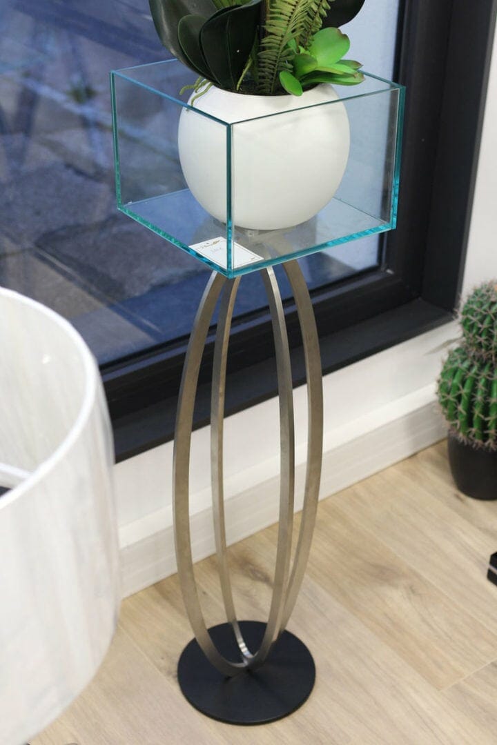 vase plume
