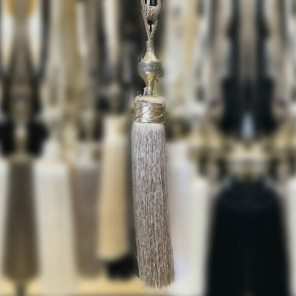 POMPON/EMBRASE METAL - Petit modèle - Taupe