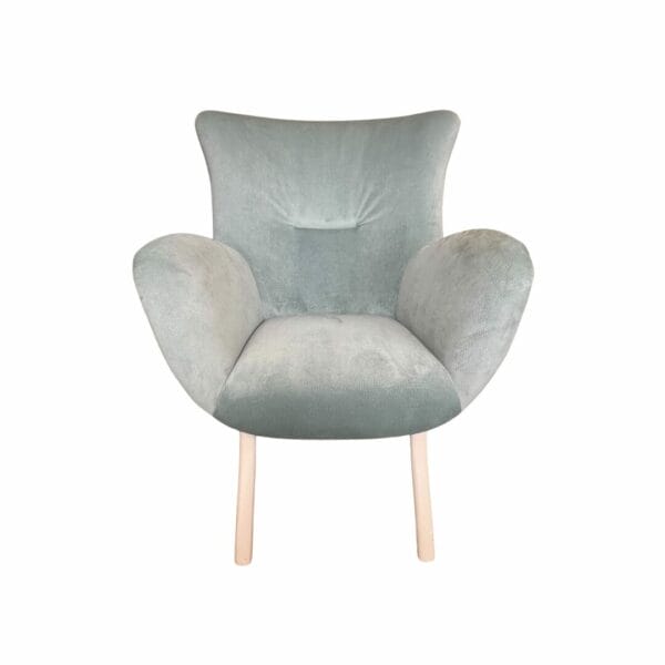 fauteuil en velours bleu clair décoration boutique plume magasin de déco rouen le petit quevilly normandie