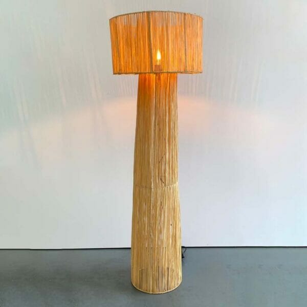 Lampadaire raphia naturel