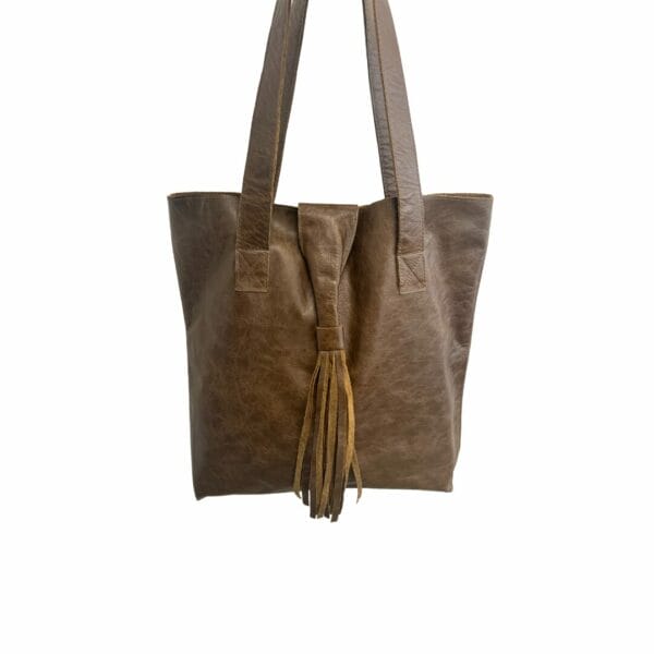 sac à main en cuir marron artisanal boutique plume magasin de déco Rouen le petit quevilly Normandie