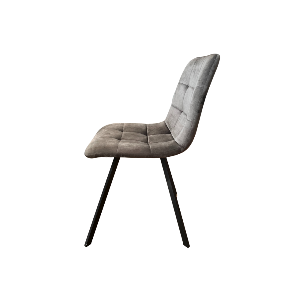 Chaise matelassée gris foncé avec pieds noirs meuble décoration boutique Plume magasin de déco Rouen le petit quevilly normandie