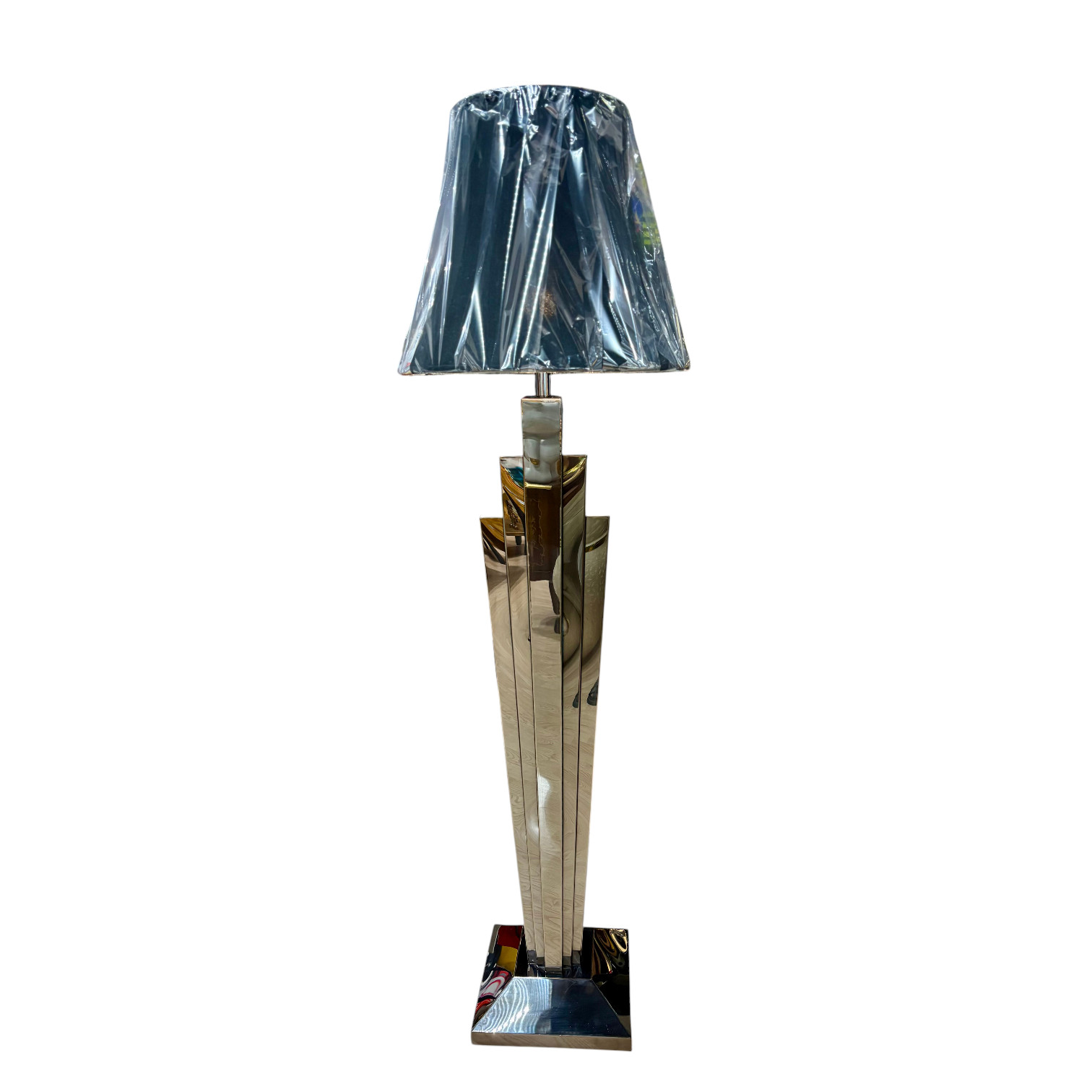 Lampadaire design métal chromé gris boutique art-déco décoration Plume aux Docks76 à Rouen
